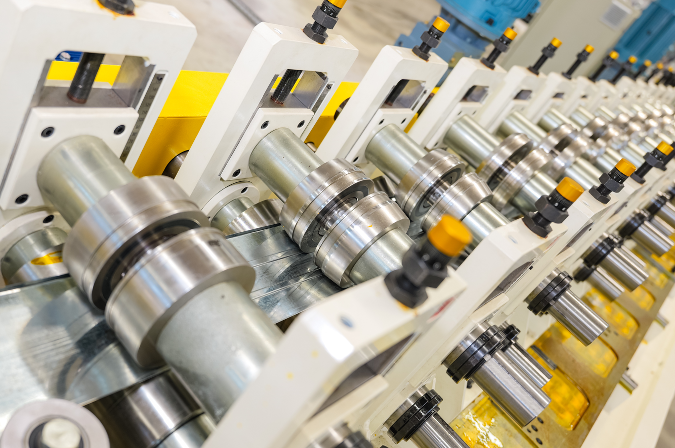 SIHUA Servo change stud roll forming machine with automatic package machine 4